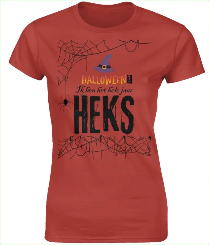 Softstyle Heksen T-shirt voor Vrouwen ’Halloween? Ik ben het hele jaar HEKS’ - Kleding