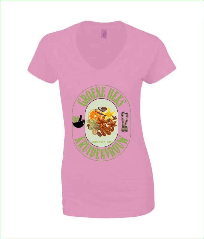 SoftStyle V-Hals T-Shirt voor Vrouwen ’Groene Heks Kruidenvrouw sinds 1780 v. Chr’ - S / Azelea